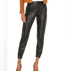 Commando Faux Leather Jogger in Black